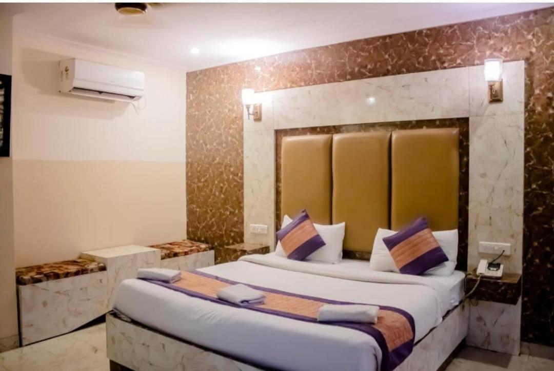 Hotel Airport Inn Near Delhi Airport New Delhi Buitenkant foto