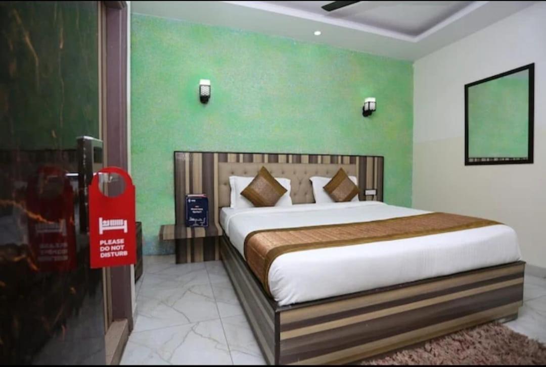 Hotel Airport Inn Near Delhi Airport New Delhi Buitenkant foto