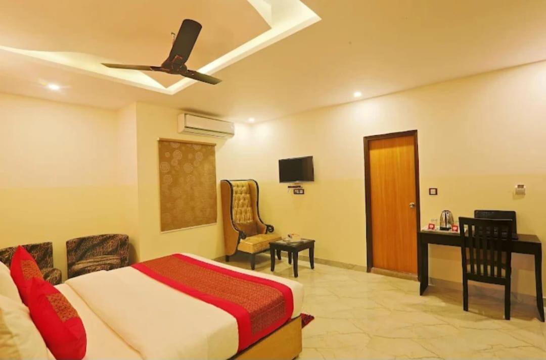 Hotel Airport Inn Near Delhi Airport New Delhi Buitenkant foto